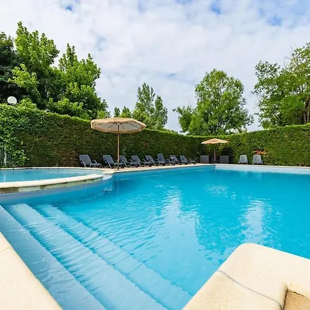 Alpehytte Au Petit Bonheur Piscine & Domaine Calme Rivières